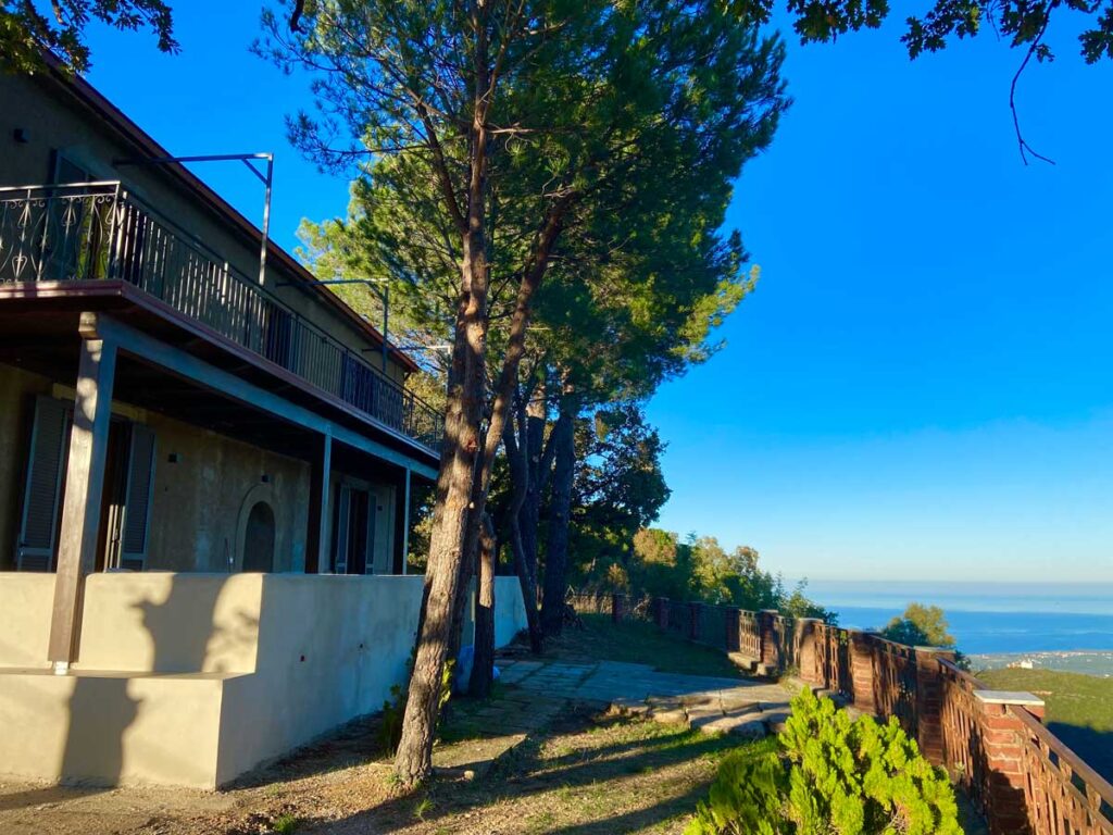 uitzicht-zee-Grimiti-1200×900-1